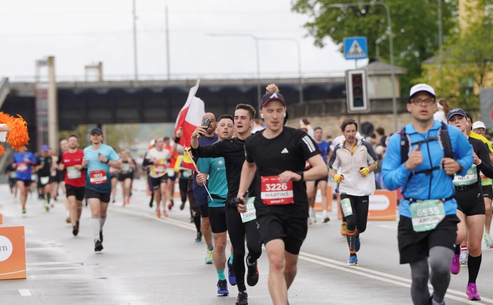Rīgas Maratons: Vēsturisks Rekords un Pasaules Skrējēju Pulcēšanās Baltijas Sirdī