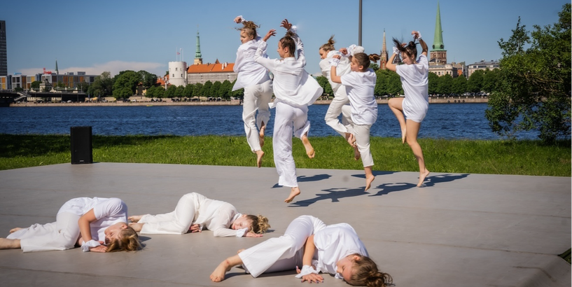 Rīgā debitē starptautiskais laikmetīgās dejas festivāls “HOROS” ar jaudīgu programmu