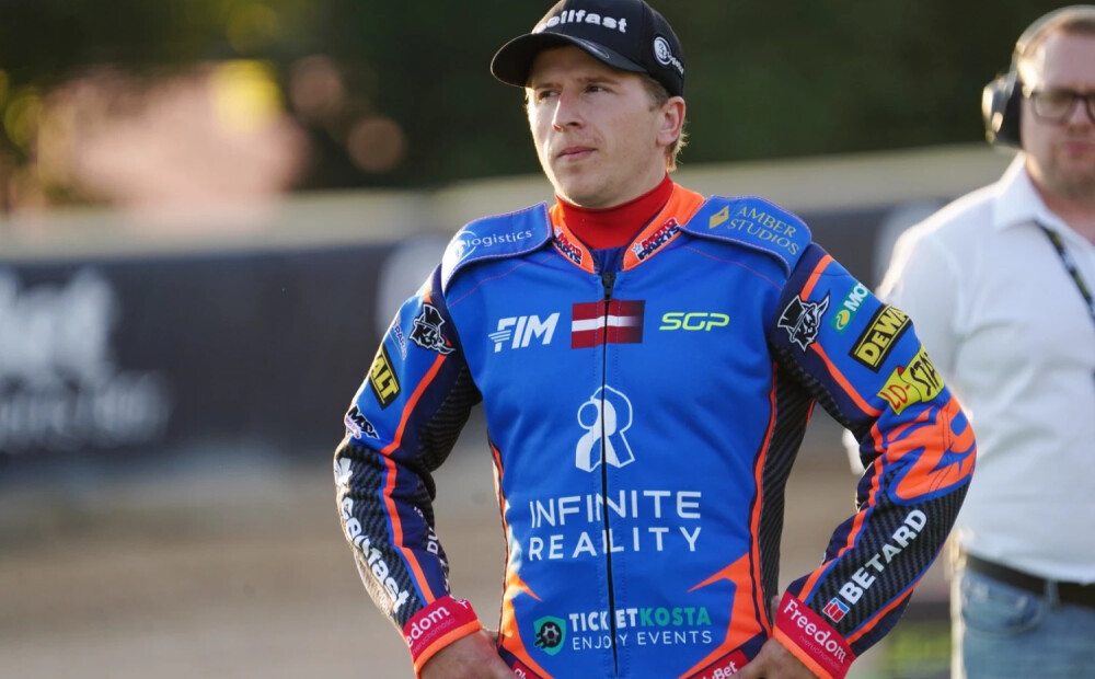 Andžejs Ļebedevs sezonas pēdējā posmā ieņem 15. vietu, Lamberts kļūst par pasaules čempionu