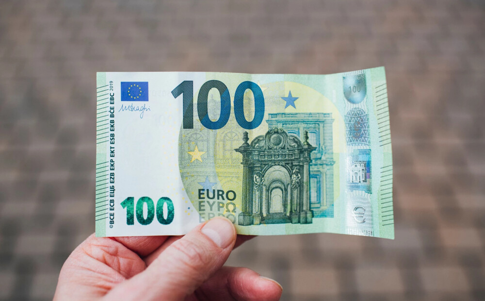 Eiro banknotes pirmo reizi kopš 2002. gada mainīs izskatu
