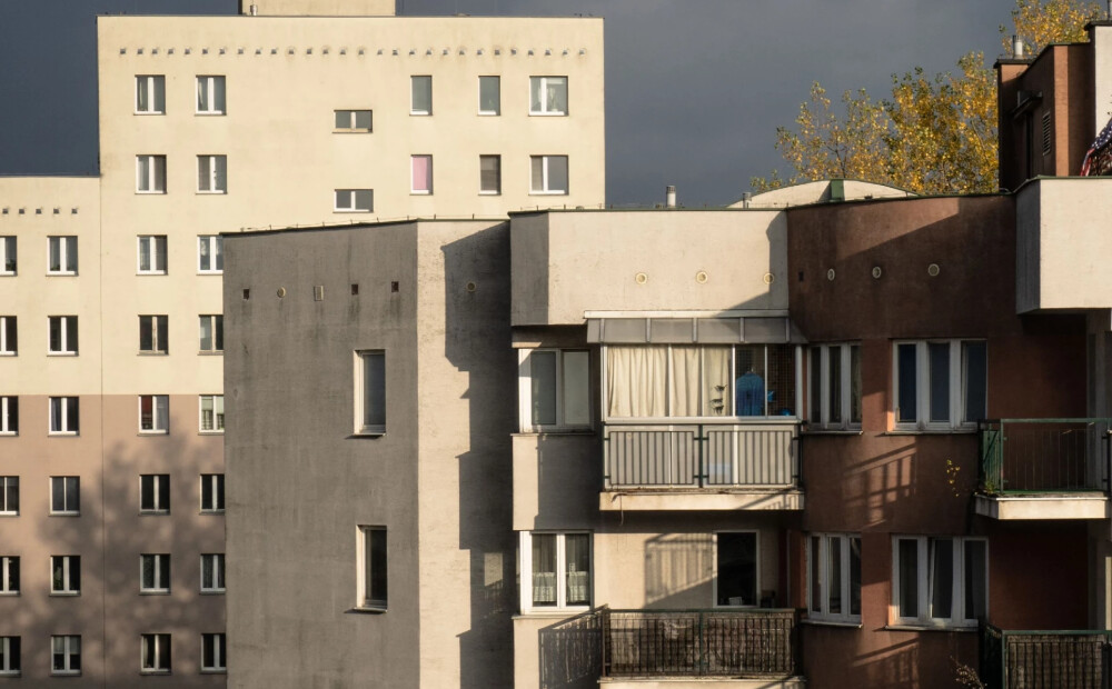 Eiropā pieaug grūtības jauniešiem iegādāties savu mājokli