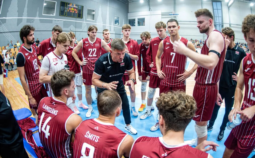 Latvijas volejbola izlase Eiropas čempionātā izcīna setu pret Franciju