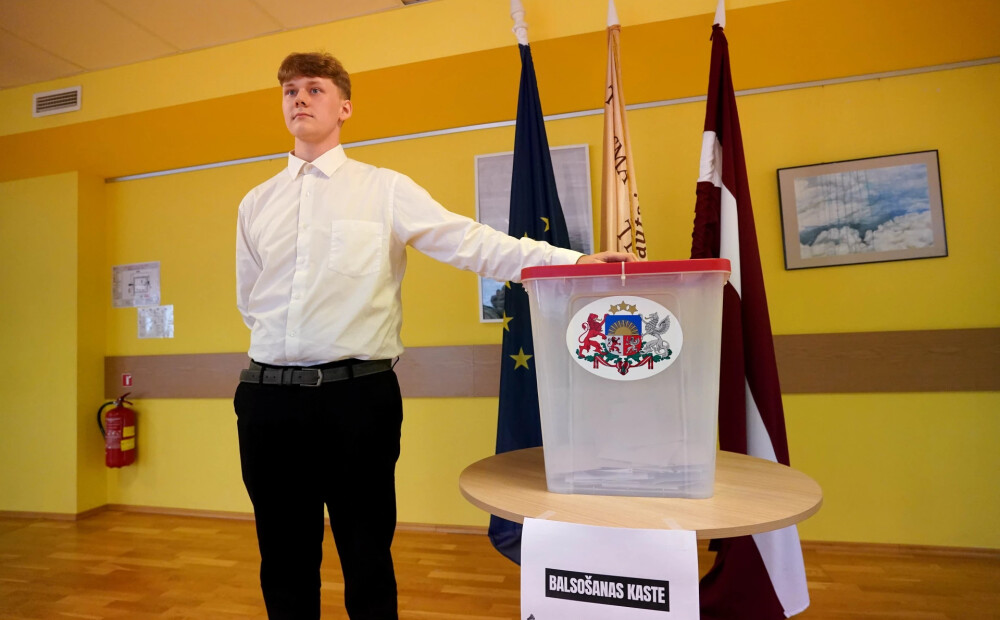 Sākušās 15. Saeimas vēlēšanas: 14 partiju saraksti un skandāli