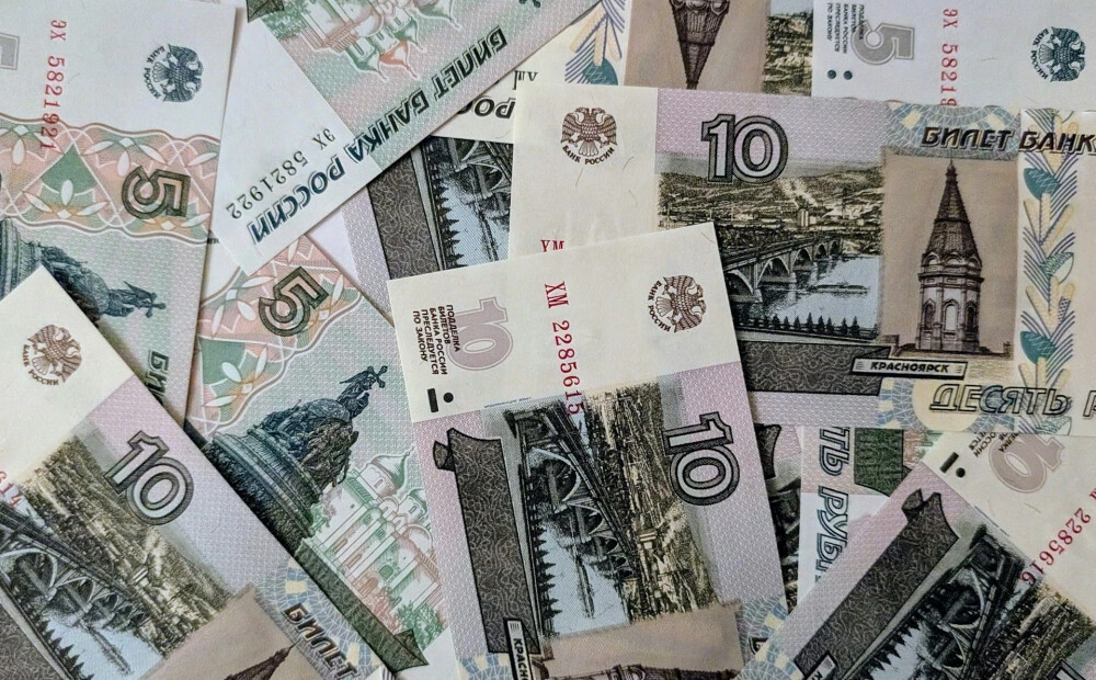 Teju 420 000 eiro dāvinājumos un ieroču tirgotāja vizīte: Jūlijas Stepaņenko tēva bizness Krievijā