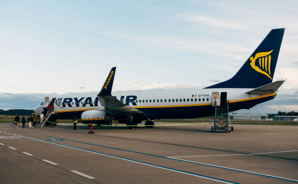 Ryanair ievieš stingrākus noteikumus pasažieriem no novembra