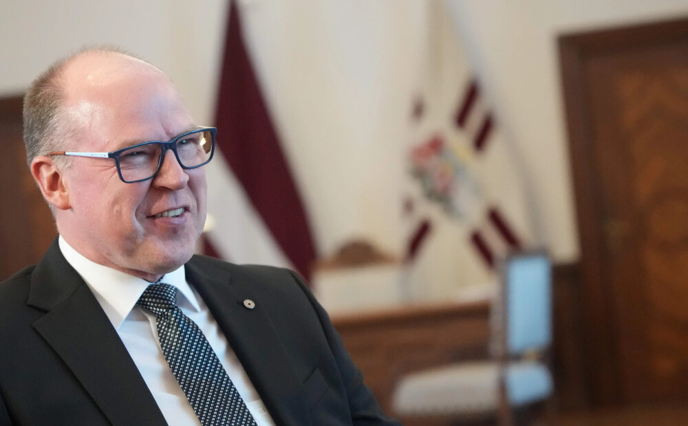 Satversmes tiesa noraida ģenerālprokurora pieteikumu kokrūpnieku lietā