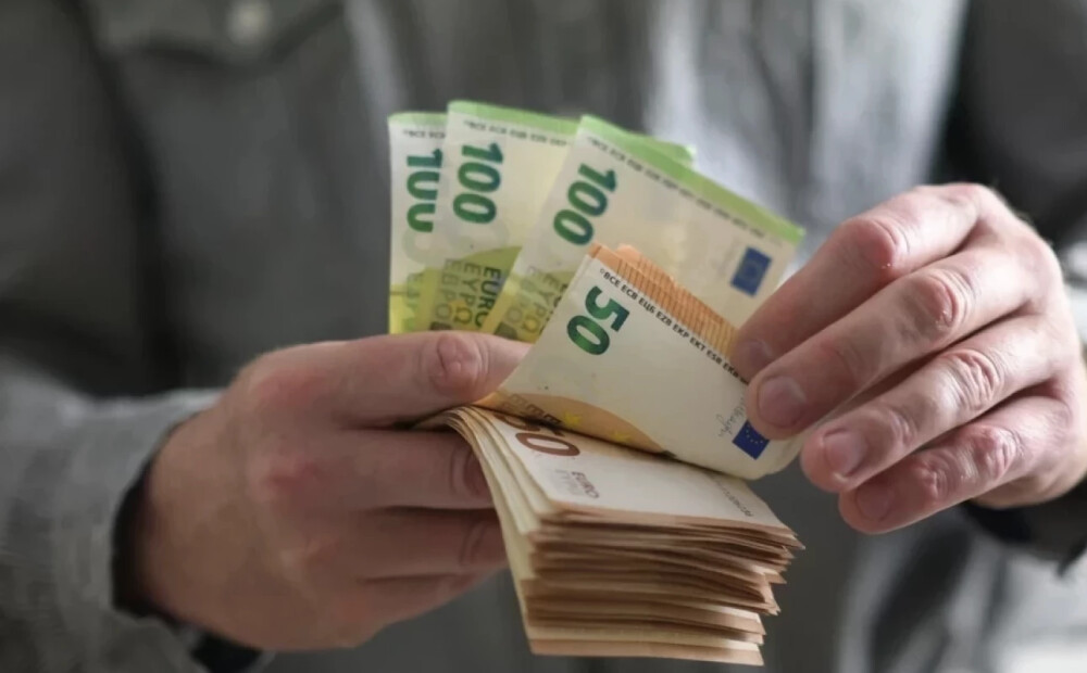 Tūkstošiem Latvijas iedzīvotāju varēs palielināt darba stāžu un pārrēķināt pensiju