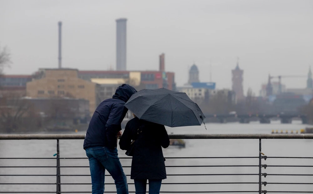 Vai partneris tevi krāpj? Pārsteidzoši signāli, kas nevajadzētu ignorēt