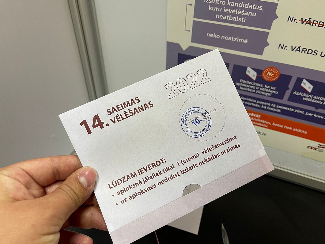 Zelenskis apsveic Kulbergu ar pārliecinošo uzvaru Saeimas vēlēšanās